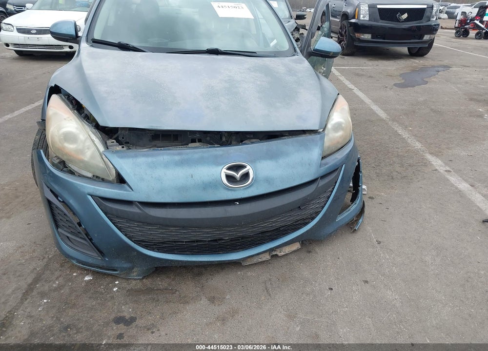 2011 MAZDA 3 I TOURING VIN: JM1BL1VG3B1375261