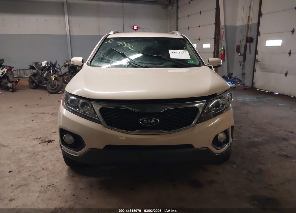 2011 KIA SORENTO EX V6 VIN: 5XYKUDA29BG036349