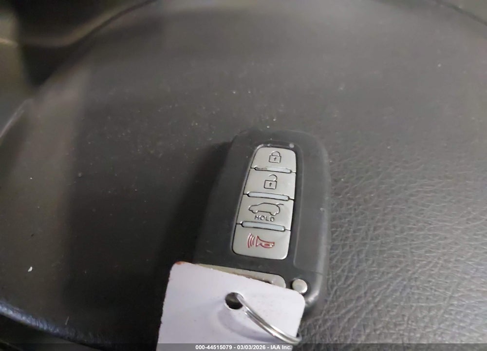 2011 KIA SORENTO EX V6 VIN: 5XYKUDA29BG036349