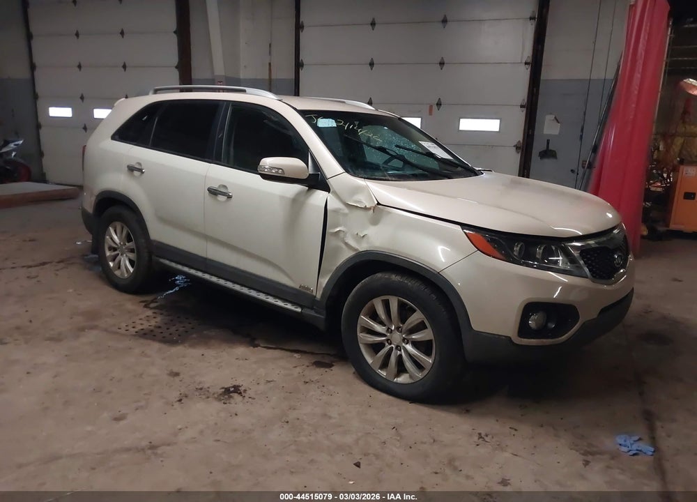 2011 KIA SORENTO EX V6 VIN: 5XYKUDA29BG036349