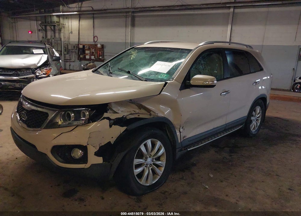 2011 KIA SORENTO EX V6 VIN: 5XYKUDA29BG036349