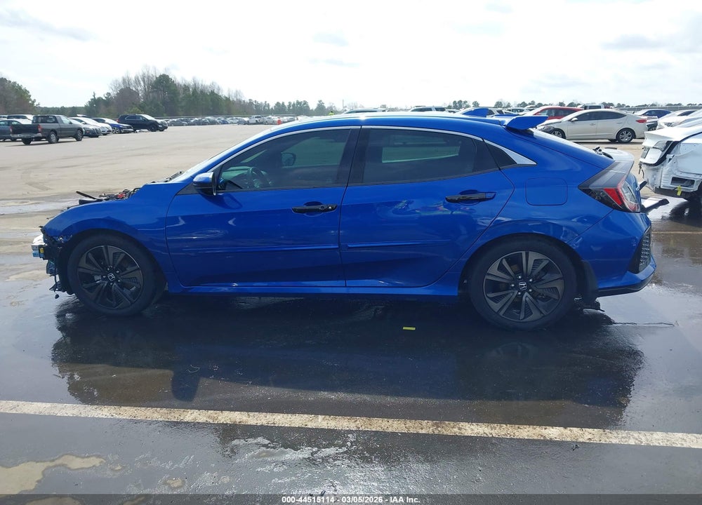 2018 HONDA CIVIC EX VIN: SHHFK7H58JU232134