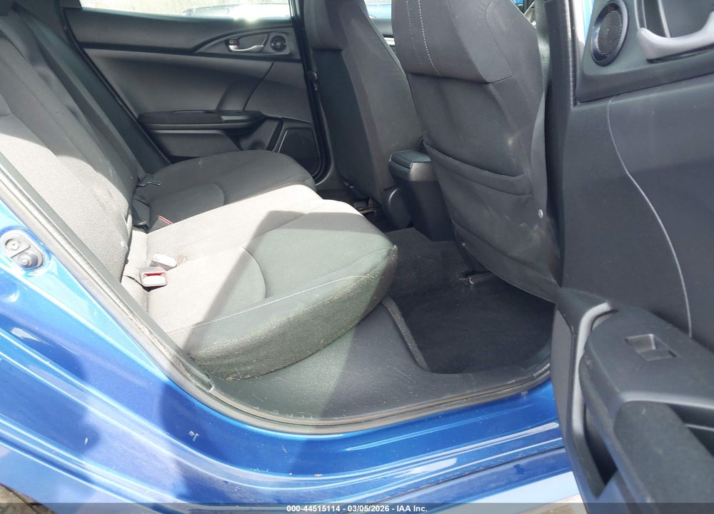2018 HONDA CIVIC EX VIN: SHHFK7H58JU232134