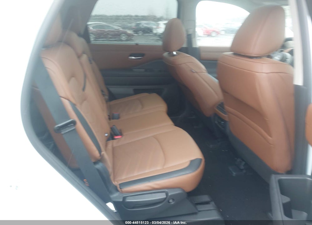 2025 NISSAN PATHFINDER PLATINUM 4WD VIN: 5N1DR3DJ3SC306215