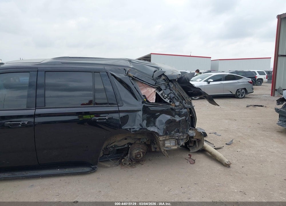 2018 CHEVROLET TAHOE LT VIN: 1GNSCBKC6JR314842