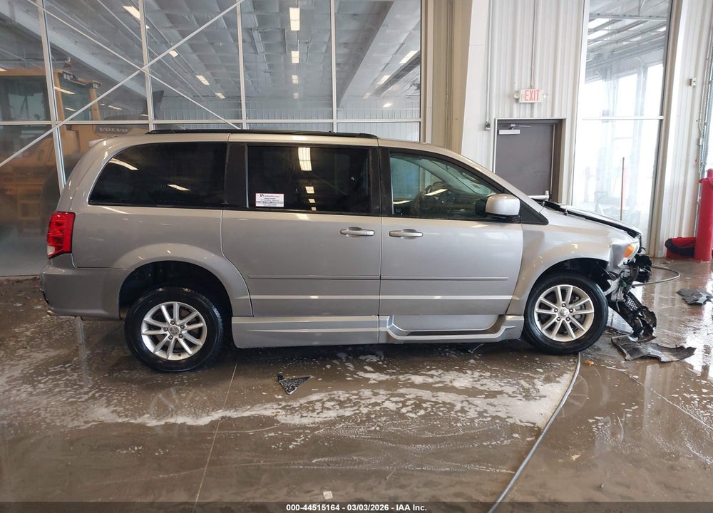 2014 DODGE GRAND CARAVAN SXT VIN: 2C4RDGCG0ER210351