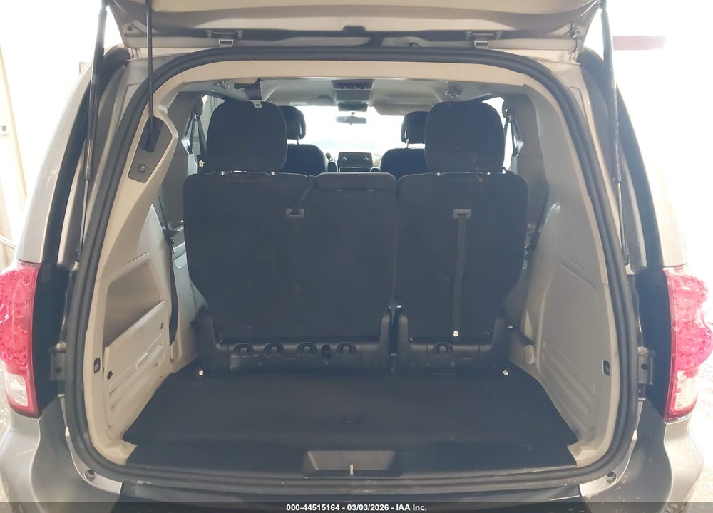 2014 DODGE GRAND CARAVAN SXT VIN: 2C4RDGCG0ER210351