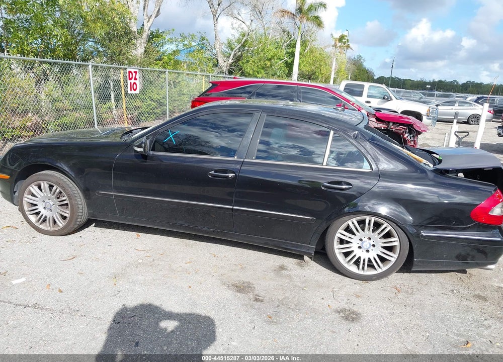 2008 MERCEDES-BENZ E 550 VIN: WDBUF72X48B266347