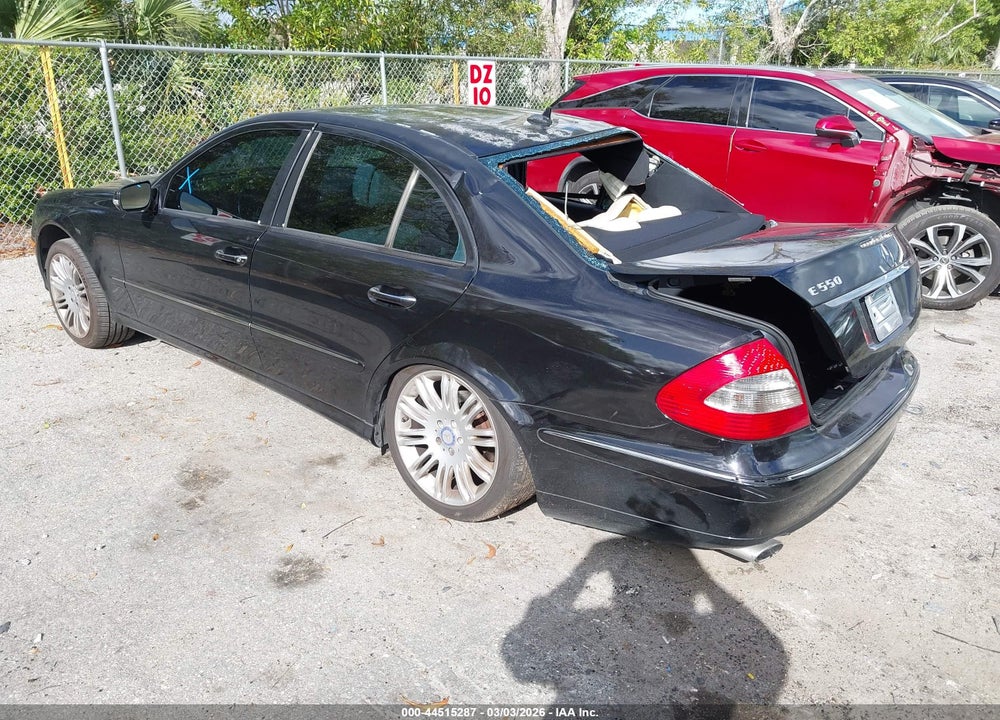 2008 MERCEDES-BENZ E 550 VIN: WDBUF72X48B266347