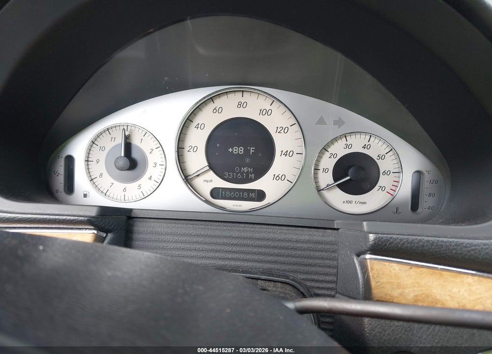 2008 MERCEDES-BENZ E 550 VIN: WDBUF72X48B266347