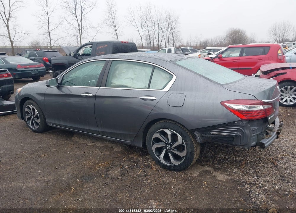 2017 HONDA ACCORD EX-L VIN: 1HGCR2F83HA042584