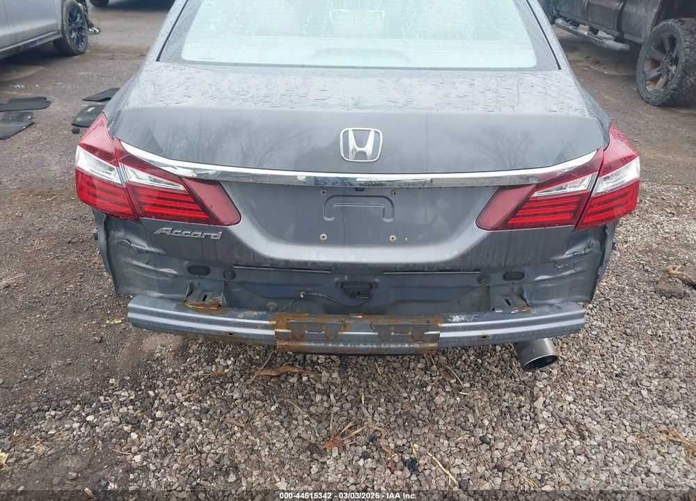 2017 HONDA ACCORD EX-L VIN: 1HGCR2F83HA042584