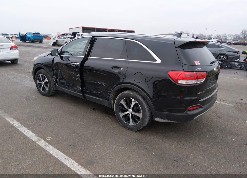 2018 KIA SORENTO 2.0T EX VIN: 5XYPHDA19JG358067