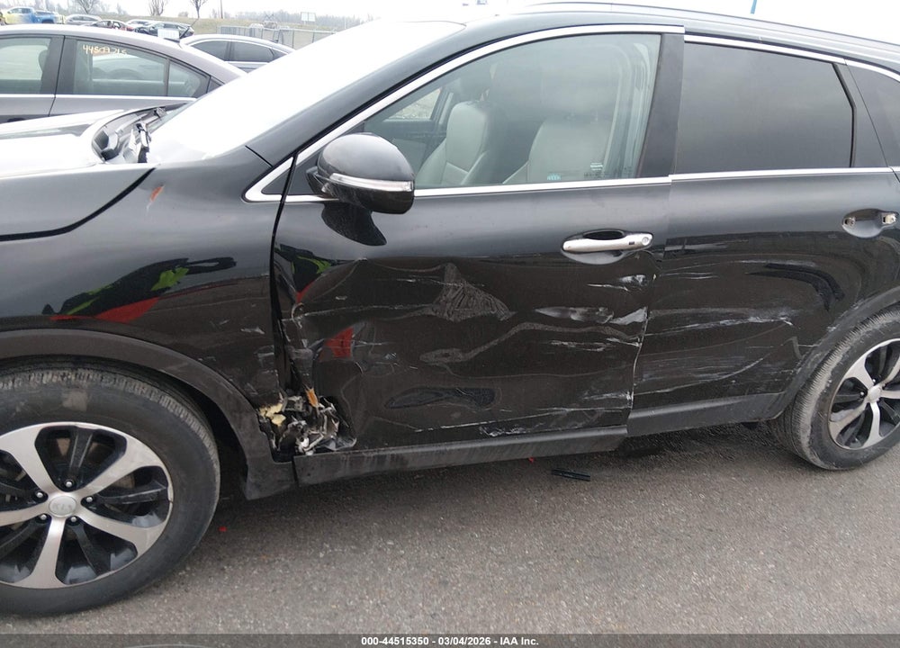 2018 KIA SORENTO 2.0T EX VIN: 5XYPHDA19JG358067