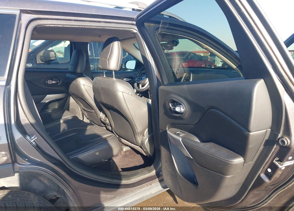 2018 JEEP CHEROKEE LATITUDE PLUS 4X4 VIN: 1C4PJMLXXJD509339