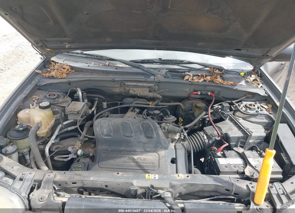 2003 FORD ESCAPE XLS VIN: 1FMYU02103KE20276