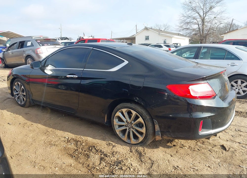 2013 HONDA ACCORD EX-L V-6 VIN: 1HGCT2B85DA003190