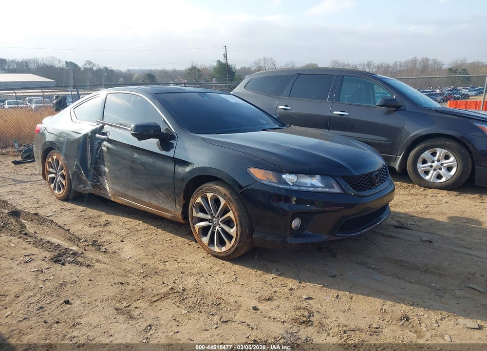 2013 HONDA ACCORD EX-L V-6 VIN: 1HGCT2B85DA003190