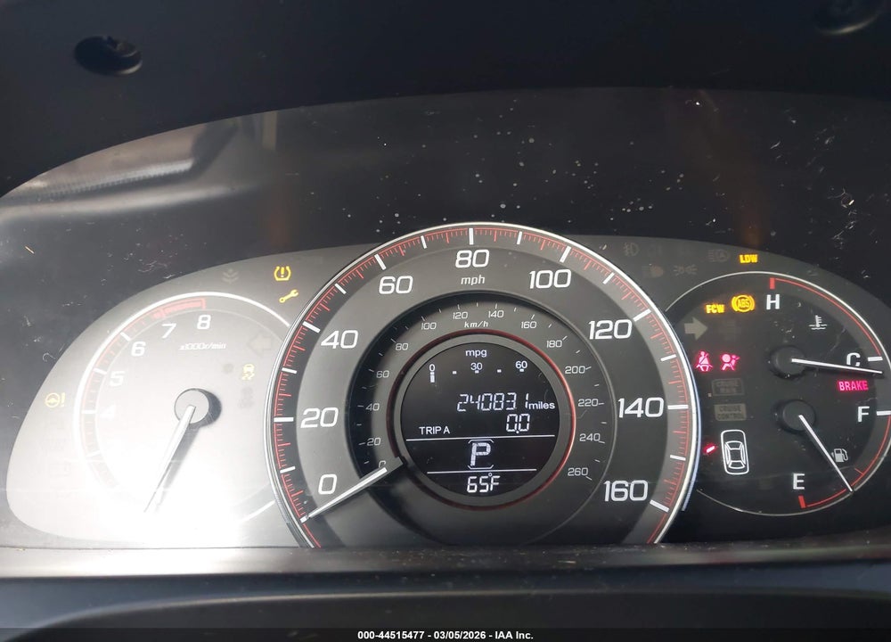 2013 HONDA ACCORD EX-L V-6 VIN: 1HGCT2B85DA003190