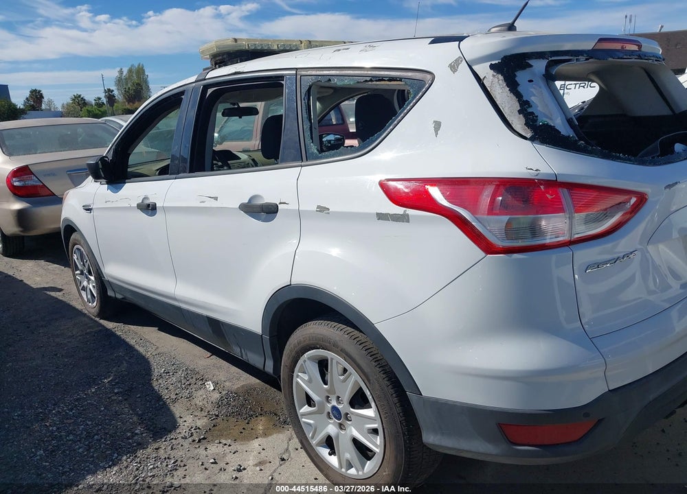 2014 FORD ESCAPE S VIN: 1FMCU0F79EUE42177