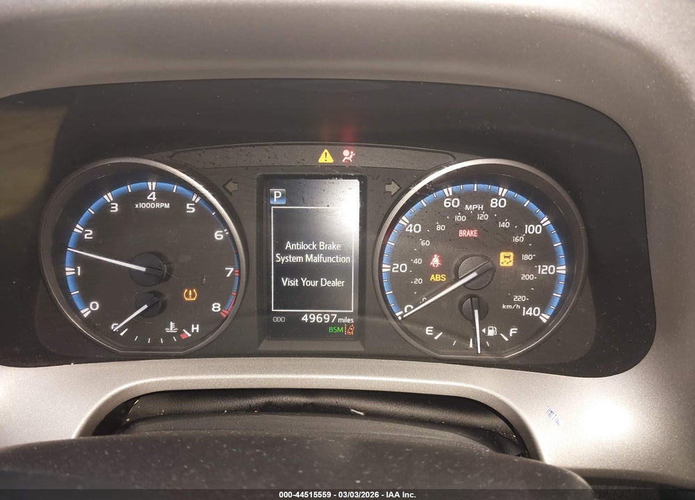 2018 TOYOTA RAV4 XLE VIN: 2T3RFREV6JW836441