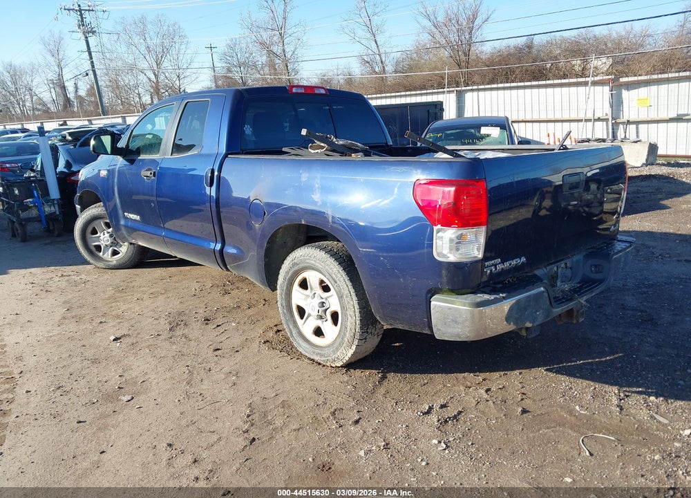 2011 TOYOTA TUNDRA GRADE 5.7L V8 VIN: 5TFUY5F1XBX208520