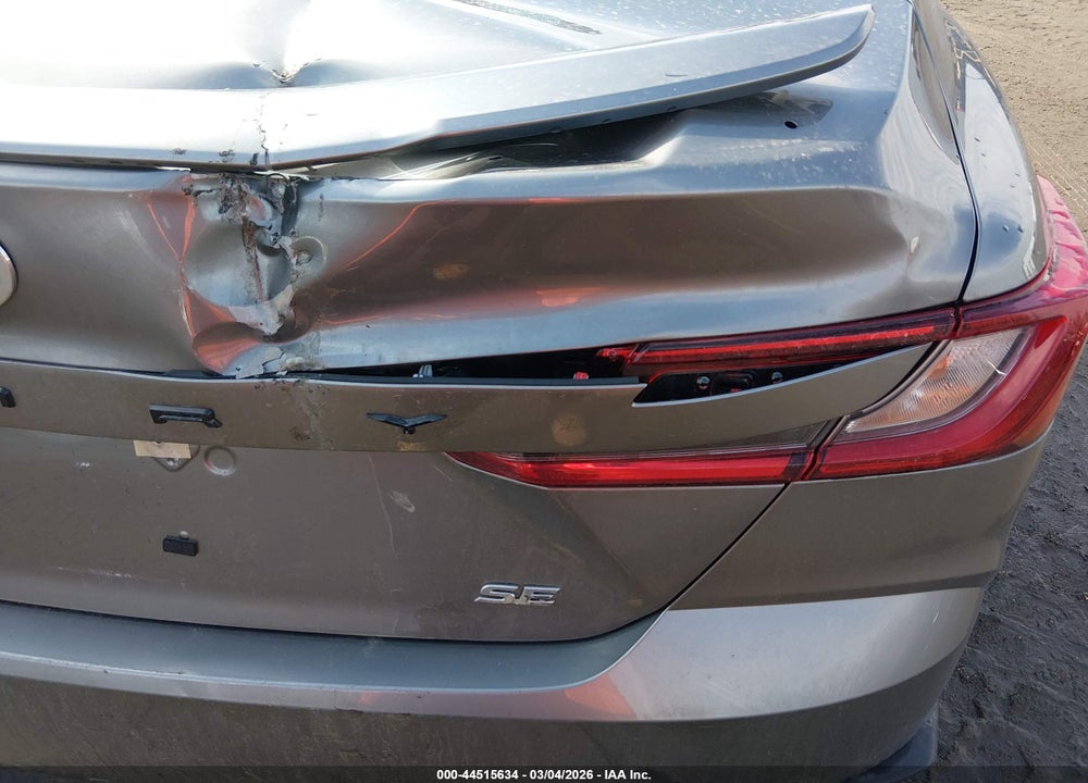 2026 TOYOTA CAMRY SE VIN: 4T1DAACK1TU687872