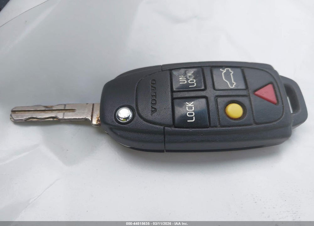 2008 VOLVO S60 2.5T VIN: YV1RS592682683786