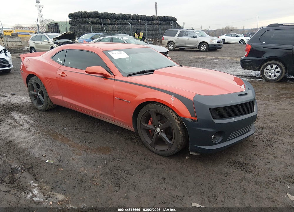 2013 CHEVROLET CAMARO 2SS VIN: 2G1FT1EW0D9145483