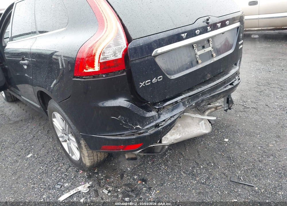 2016 VOLVO XC60 T6 VIN: YV4902RK8G2779389