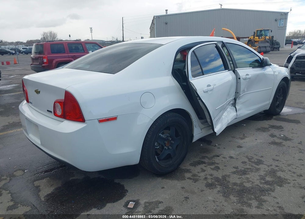 2011 CHEVROLET MALIBU LS VIN: 1G1ZA5EUXBF352492