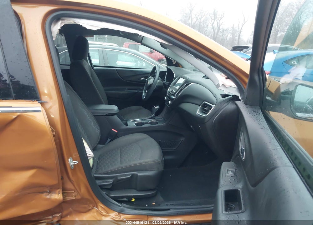 2018 CHEVROLET EQUINOX LT VIN: 2GNAXSEV4J6240653