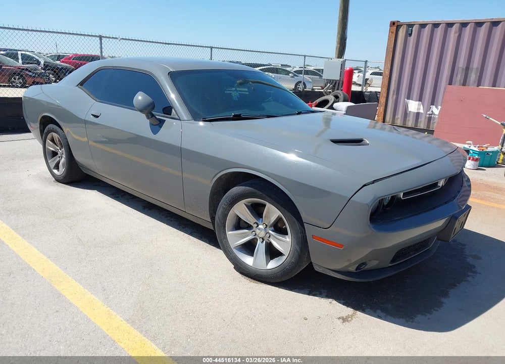 2017 DODGE CHALLENGER SXT VIN: 2C3CDZAG2HH618112