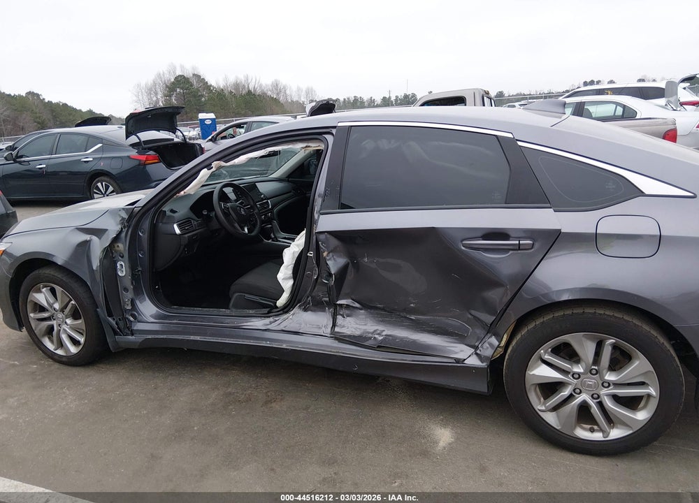 2018 HONDA ACCORD LX VIN: 1HGCV1F1XJA227679