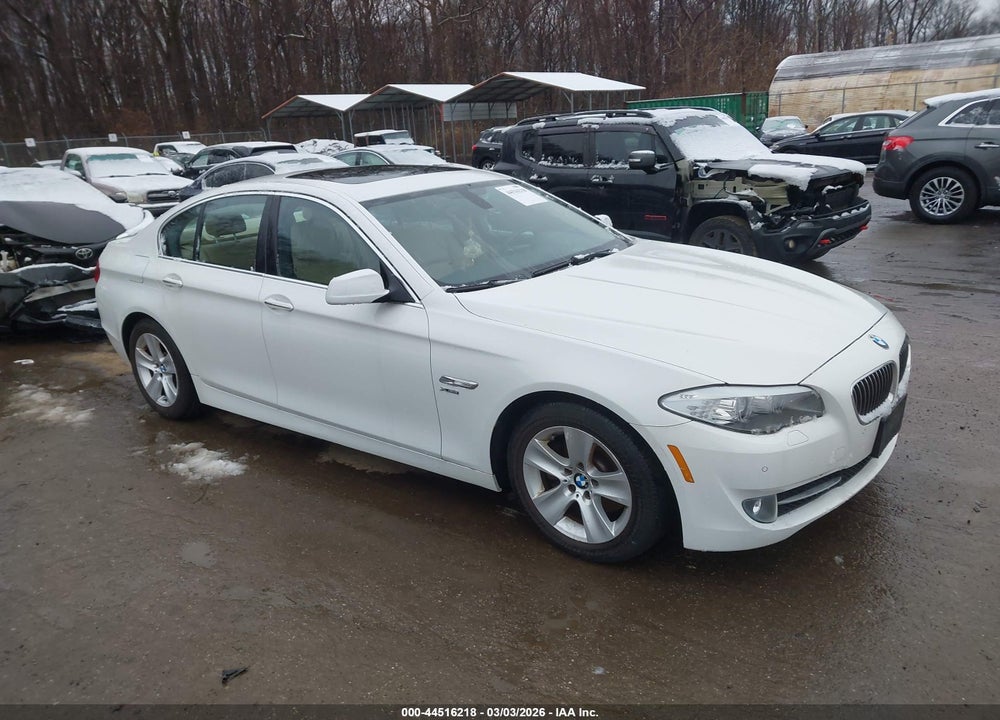 2012 BMW 528I XDRIVE VIN: WBAXH5C53CDW08469