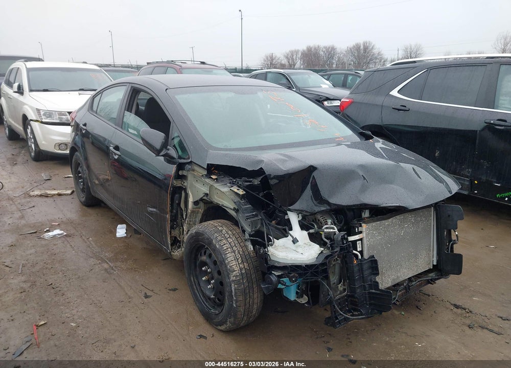 2018 KIA FORTE LX VIN: 3KPFK4A75JE238958