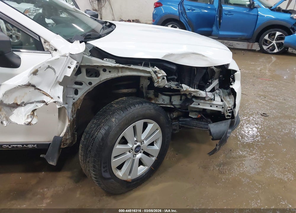 2018 SUBARU OUTBACK 2.5I VIN: 4S4BSAAC6J3215296
