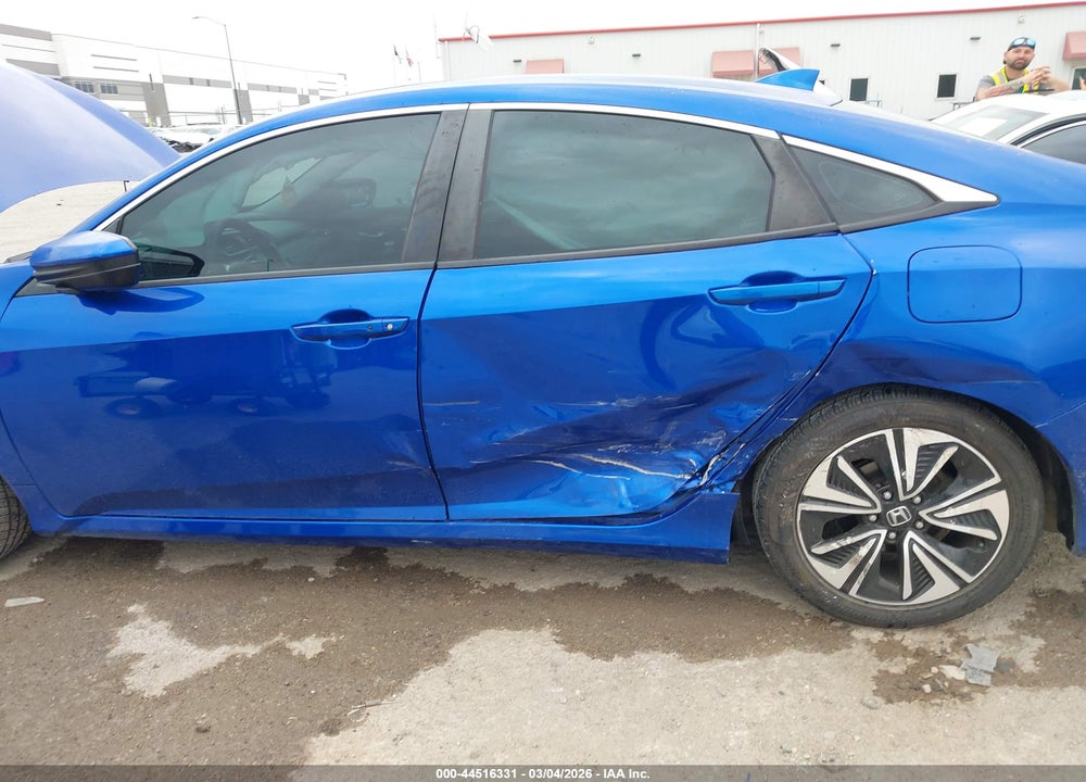 2017 HONDA CIVIC EX-T VIN: 19XFC1F42HE025762