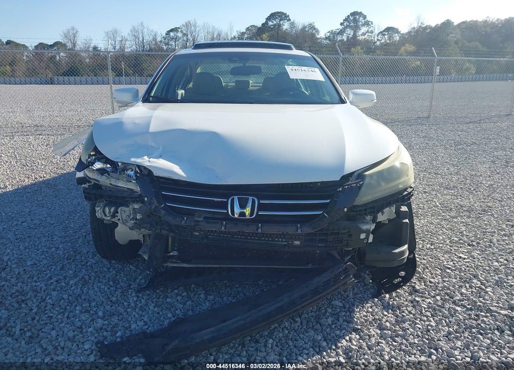 2013 HONDA ACCORD EX-L V-6 VIN: 1HGCR3F88DA043875