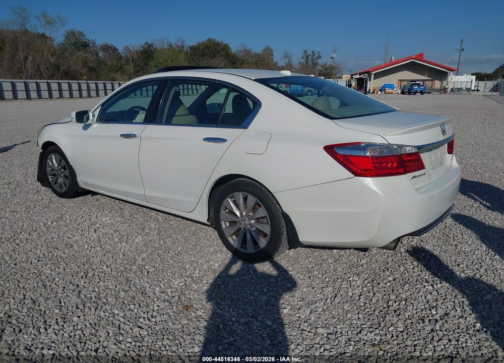 2013 HONDA ACCORD EX-L V-6 VIN: 1HGCR3F88DA043875