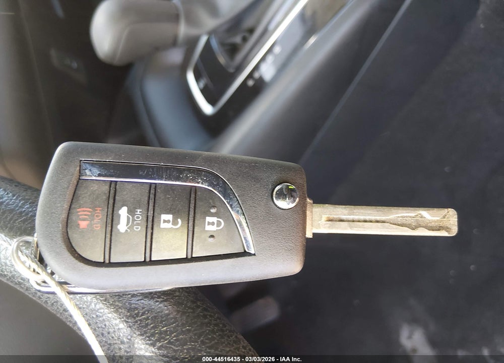 2024 TOYOTA COROLLA LE VIN: 5YFB4MDEXRP143650