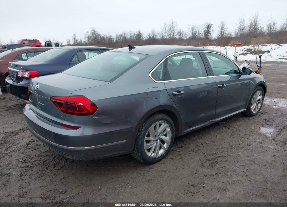 2018 VOLKSWAGEN PASSAT 2.0T SE VIN: 1VWBA7A34JC022233