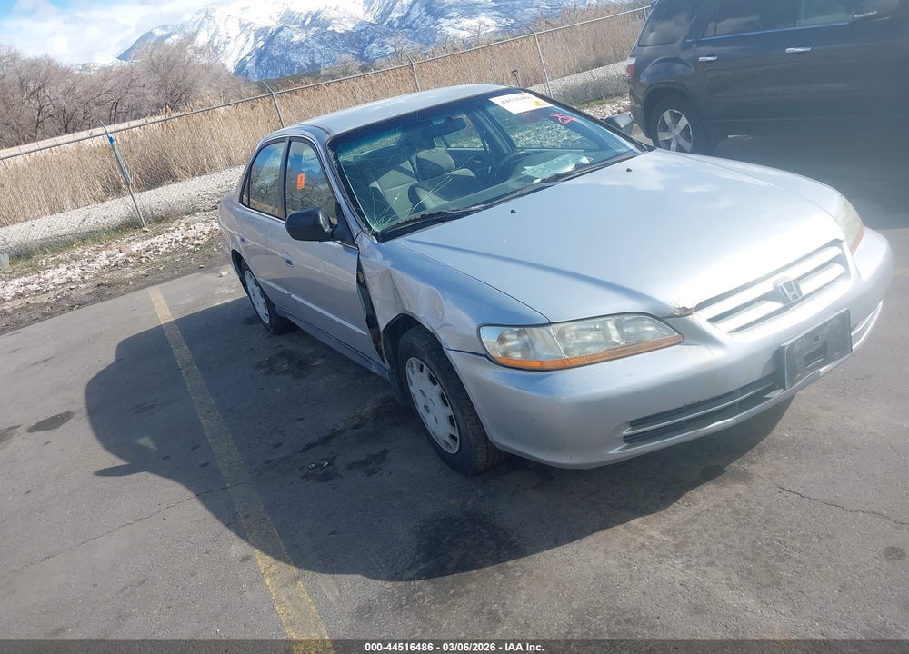 2001 HONDA ACCORD 2.3 LX VIN: JHMCG66591C015223