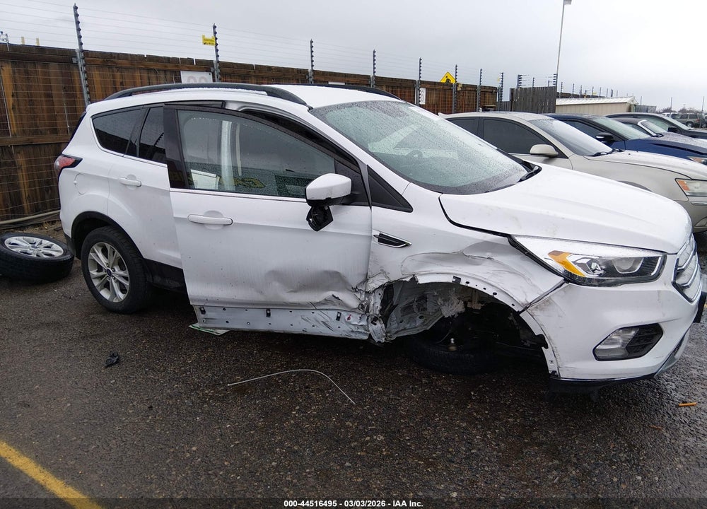 2017 FORD ESCAPE SE VIN: 1FMCU9G97HUE20199