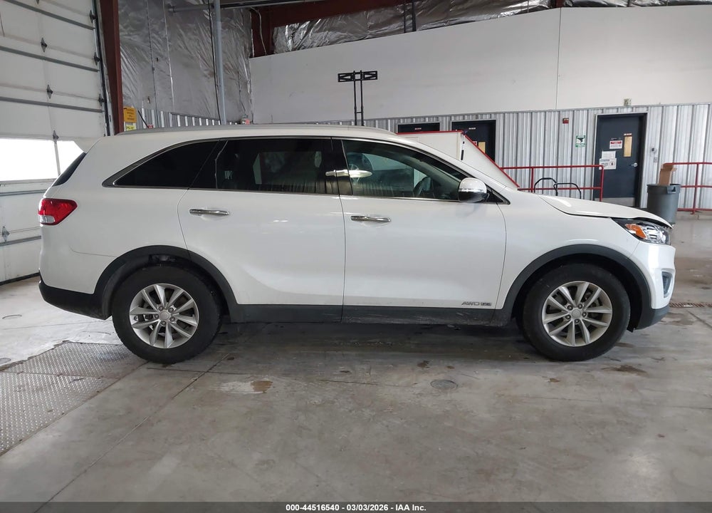 2017 KIA SORENTO 3.3L LX VIN: 5XYPGDA59HG209593