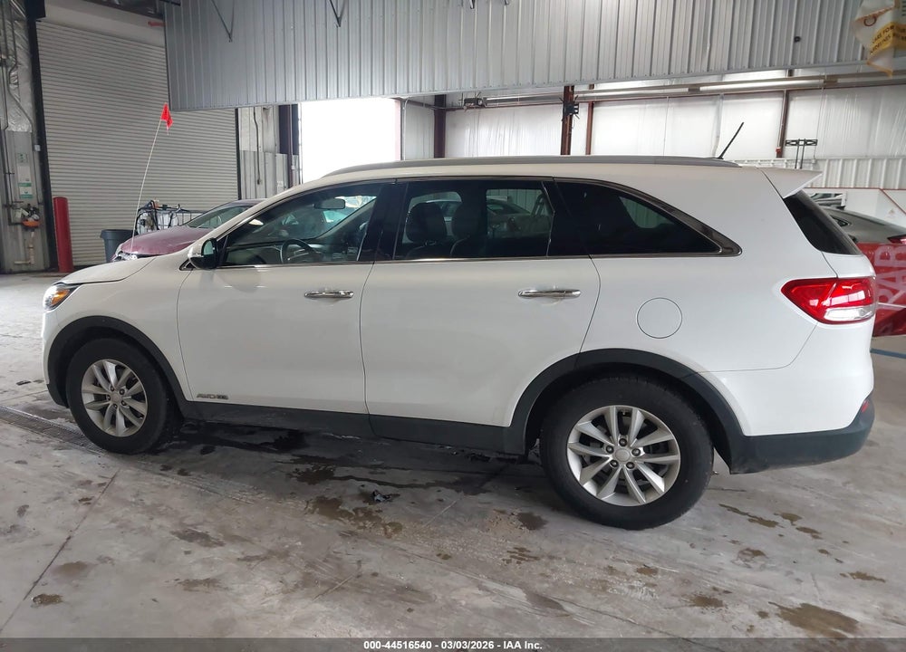2017 KIA SORENTO 3.3L LX VIN: 5XYPGDA59HG209593