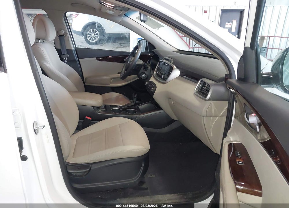 2017 KIA SORENTO 3.3L LX VIN: 5XYPGDA59HG209593