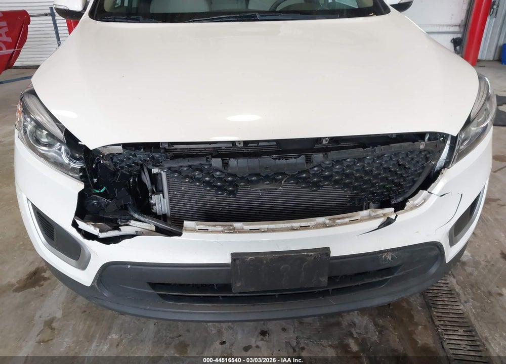 2017 KIA SORENTO 3.3L LX VIN: 5XYPGDA59HG209593
