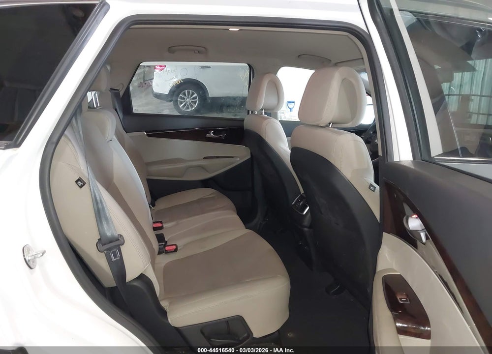 2017 KIA SORENTO 3.3L LX VIN: 5XYPGDA59HG209593