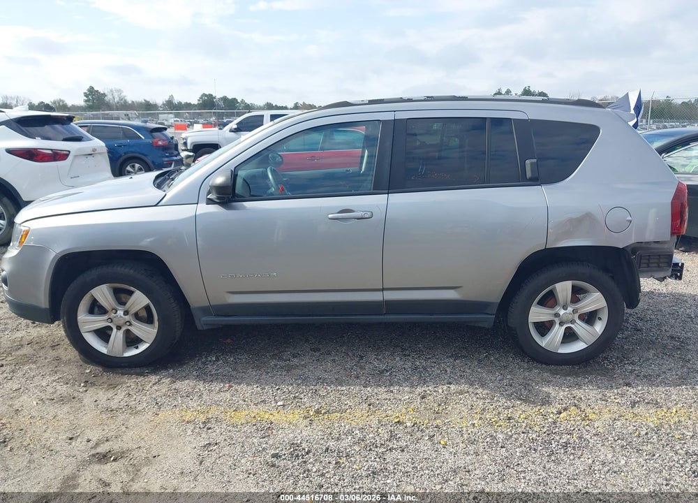 2017 JEEP COMPASS SPORT FWD VIN: 1C4NJCBA8HD123639